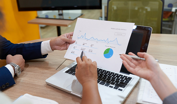 Salesforce Einstein Lead Scoring: Traditional vs. Predictive AI in 2026